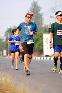 BIB: 100, 4704, 46454
                            <button type="button" onclick="openModal(8836611)" class="btn btn-primary btn-sm float-right btn-popup" data-toggle="modal" data-target=".modal-high-quality">
                        <i class="fas fa-shopping-cart"></i> Add to Cart
                    </button>
                                            <button type="button" onclick="isThisMe(8836611, true)" class="btn btn-success btn-sm float-right btn-popup btn-isme hidden" data-toggle="tooltip" data-placement="bottom" title="นี่คือรูปของคุณใช่ไหม คลิกที่นี่เพื่อเอาเข้าอัลบั้ม">
                        <i class="fas fa-plus"></i> Add to album
                    </button>
                    <button type="button" onclick="isThisMe(8836611, false)" class="btn btn-warning btn-sm float-right btn-popup btn-isnotme hidden">
                        <i class="fas fa-ban"></i> Remove from album
                    </button>